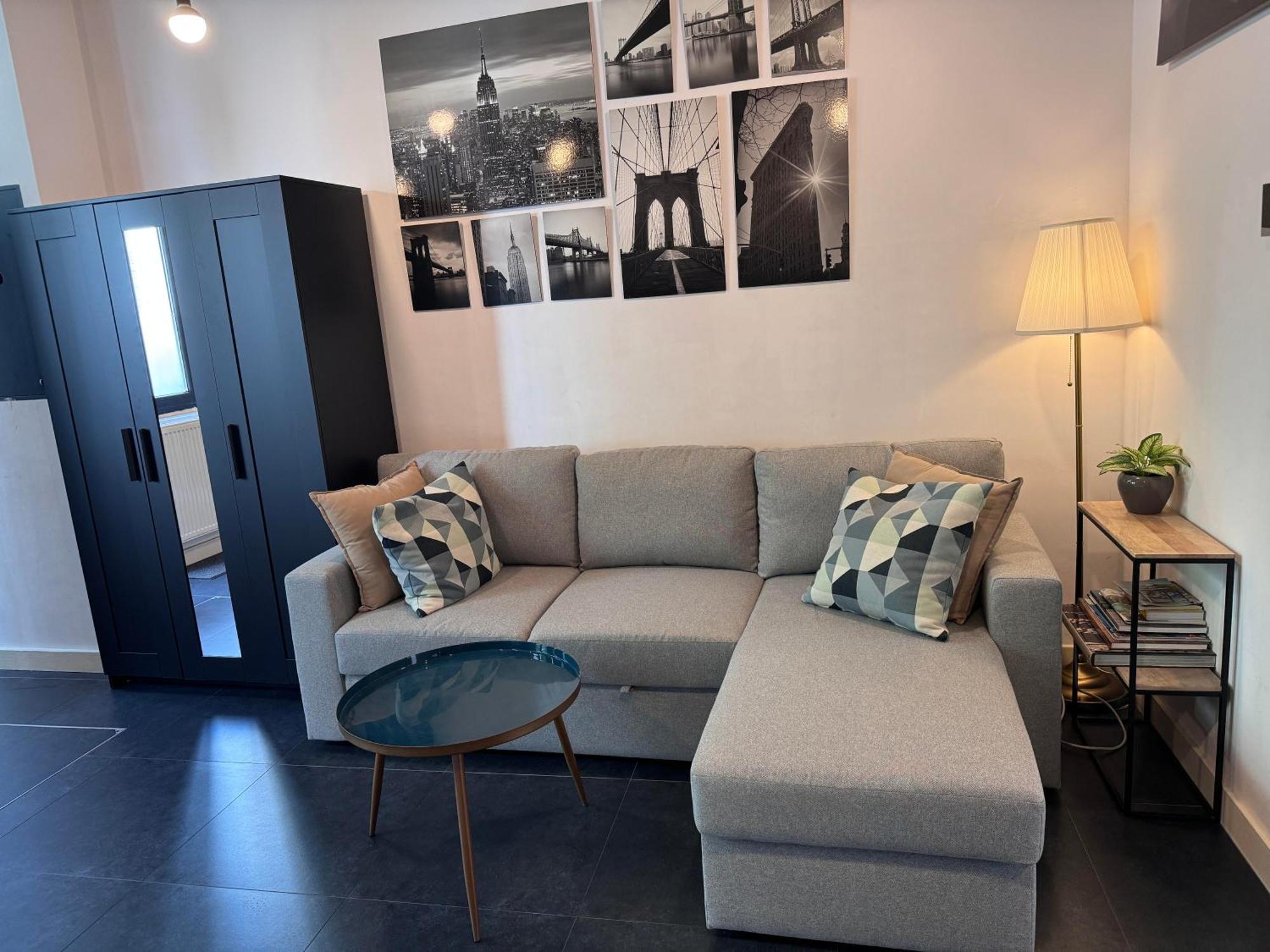 Modern Cozy Studio With Backyard Антверпен Экстерьер фото